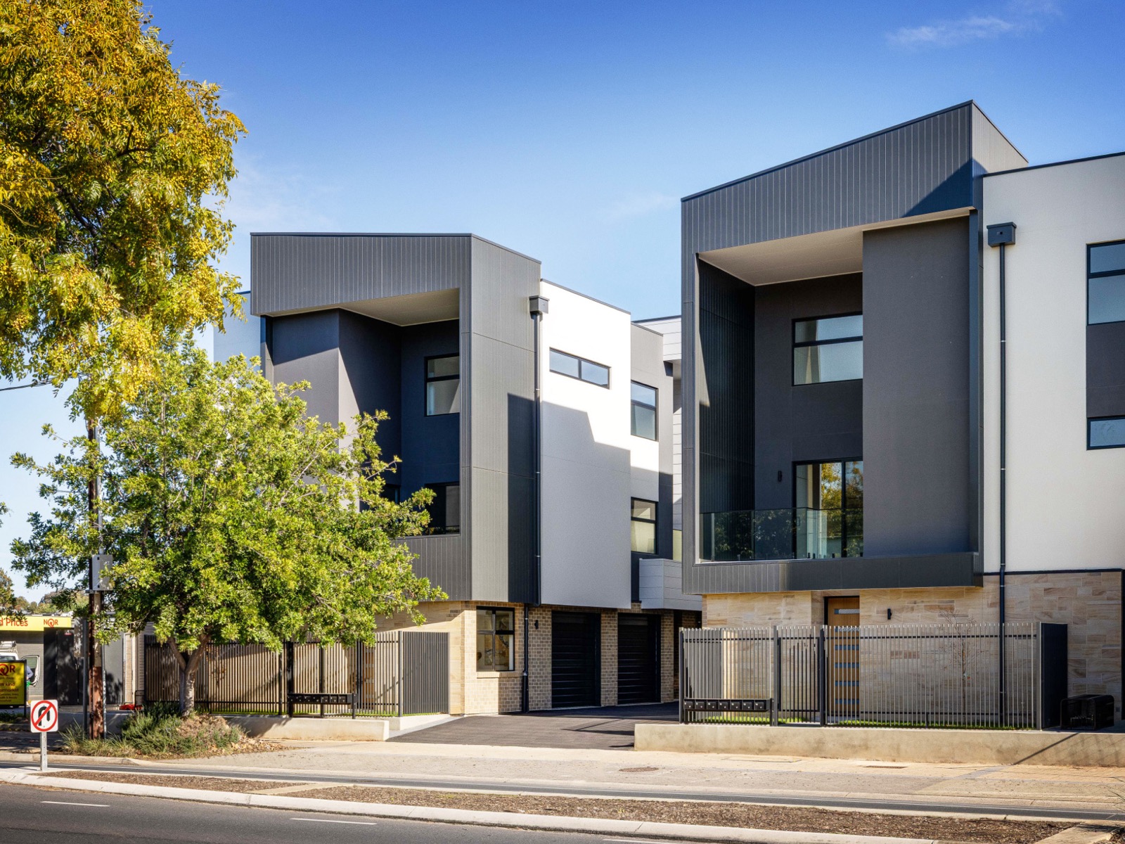 98 Churchill Road, Prospect &mdash; image 2 of 9